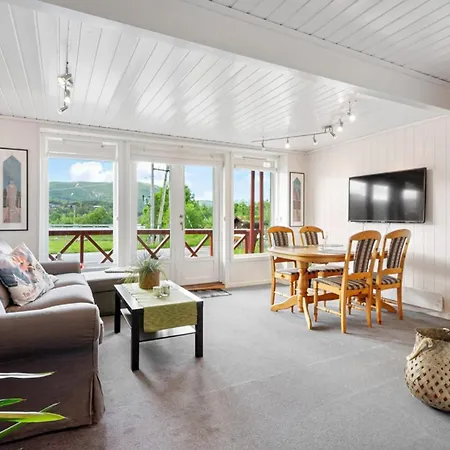 2 Bedroom Awesome In Apartment Tjorhom